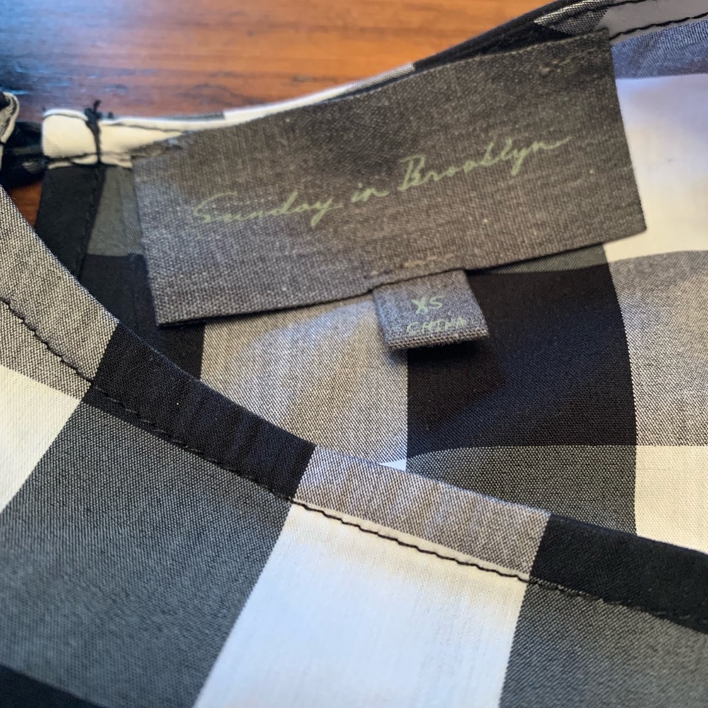 Evereve buffalo plaid top - Picture 3 of 4